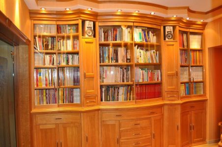 bibliothèque en chêne massif et plaqué chêne teinté et traité bibliothèque en chêne massif et plaqué chêne teinté et traité